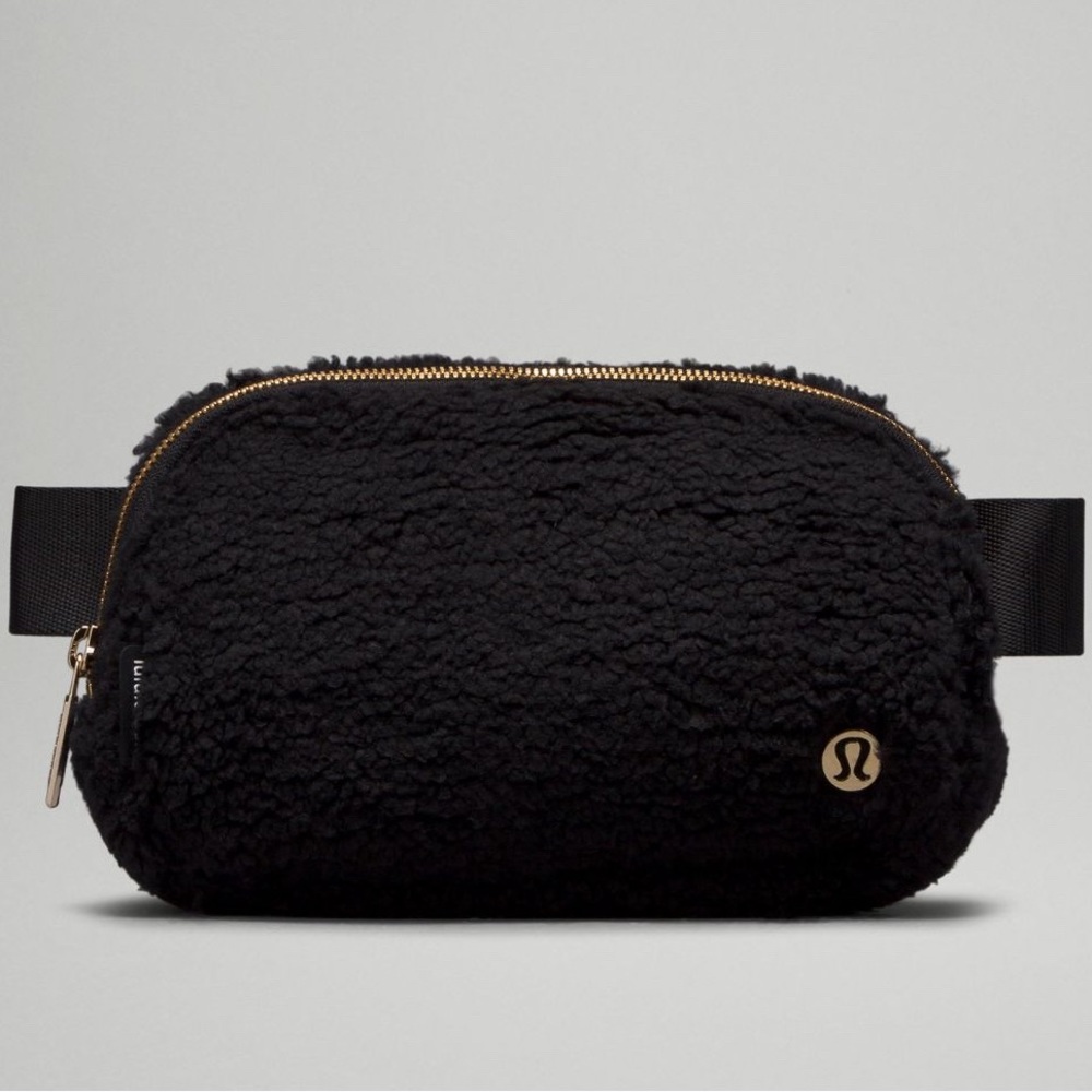 Lululemon Everywhere Belt Bag 1L NWT MSRP $58